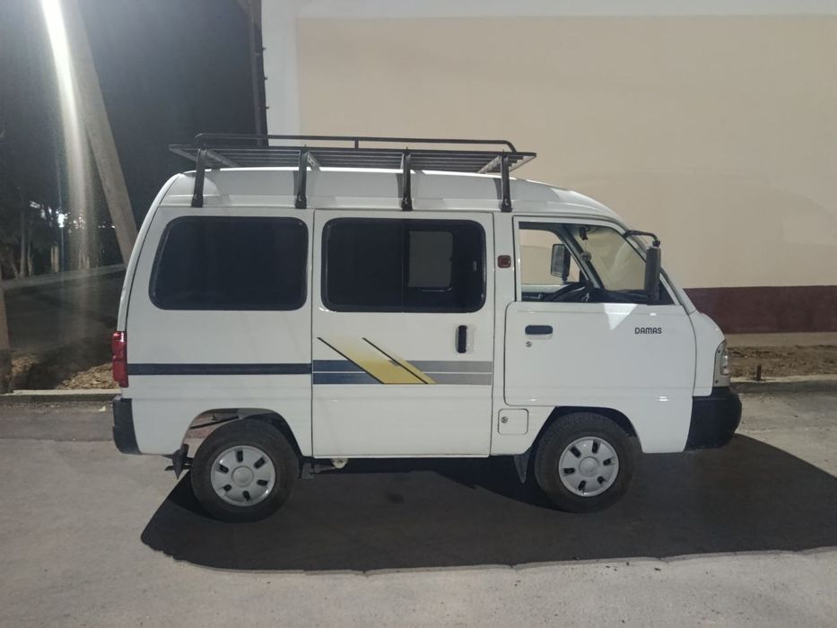 Автомобиль Дамас