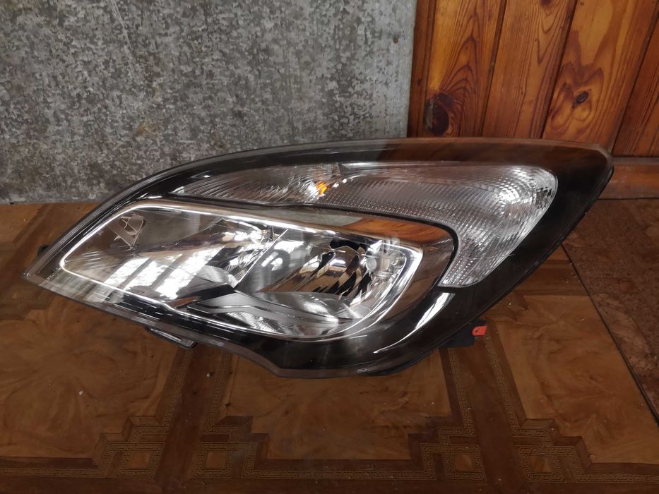 Огледало ляво Експерт, Скудо Jumpy, Opel meriva Мерива 2015г