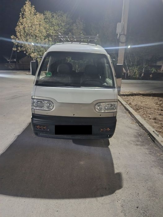 Автомобиль Дамас