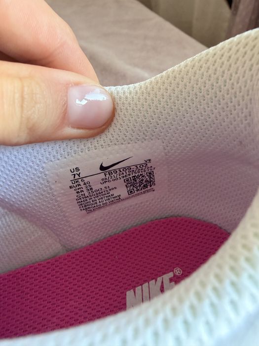 Маратонки WMNS NIKE COURT legacy lift