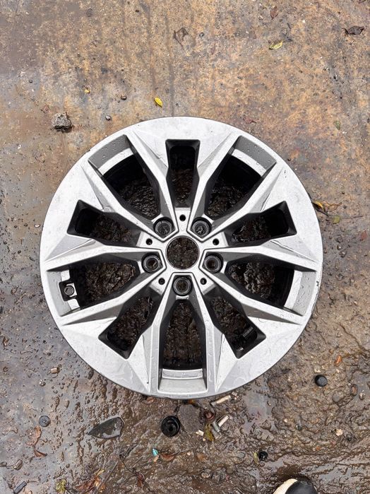 Оригинална джанта • BMW 1 F70 • 17”