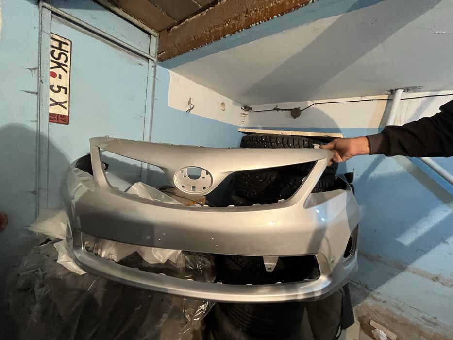 бампер Toyota Corola
