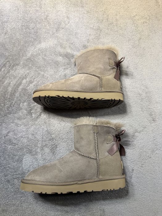 Ugg Mini Bailey 36 noi new