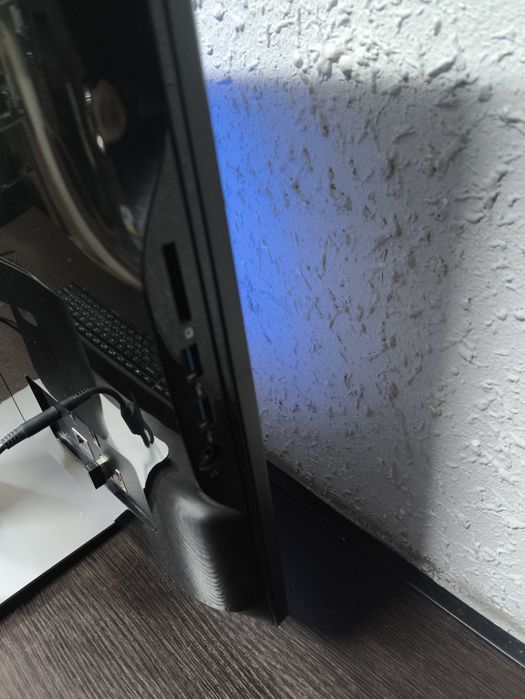 Dell Inspiron 3464 AIO (i3 7100U/4Gb/128Gb)