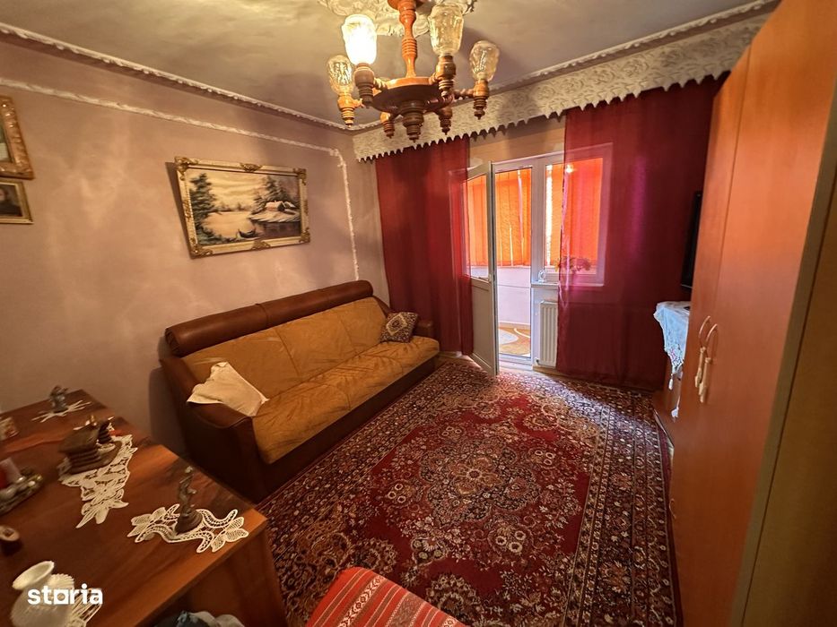 Apartament 3 camere decomandat, 65 mp utili + 2 balcoane, et. 3