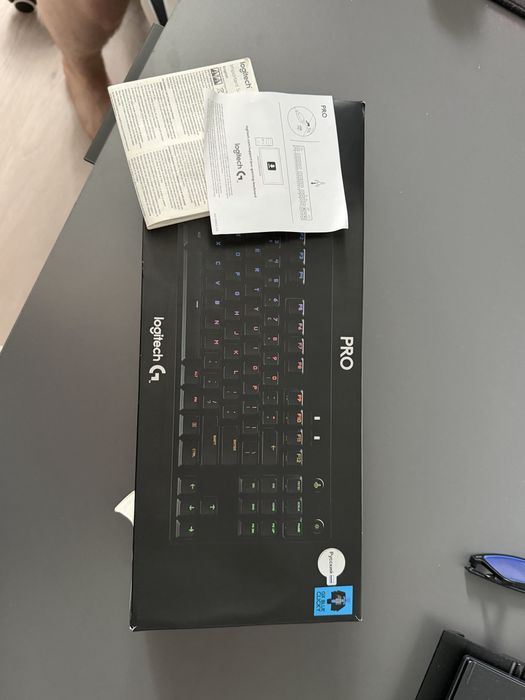 Клавиатура Logitech g pro
