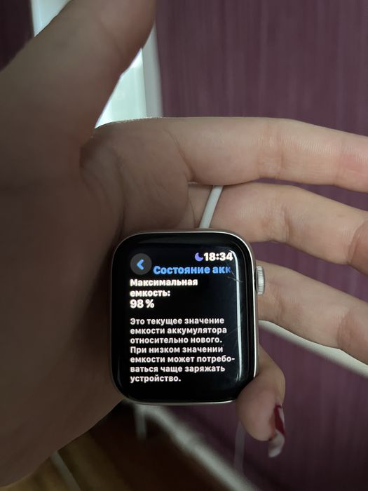 Apple Watch SE 2024  ( Б/У )