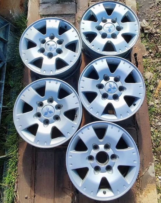 Диски R16 от Паджеро