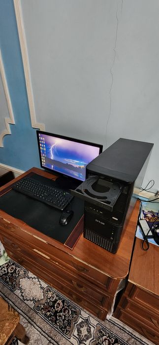 Компютер сотилади