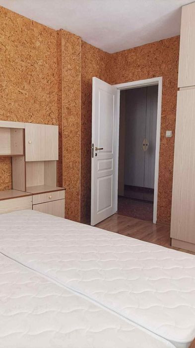 Дава се под наем Двустаен апартамент в София, Стрелбище - 74 кв.м за 747.66 € - Снимка #3