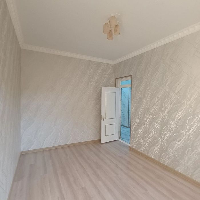 Срочна сотилади евро дом Чирчикда