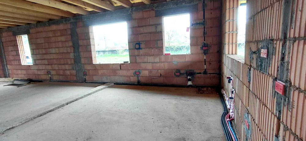 Electrician cu experienta