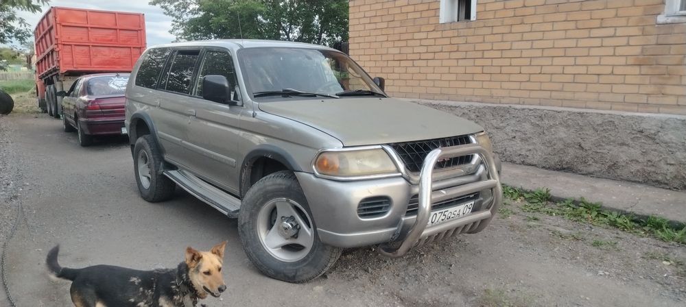 Продам монтеро спорт