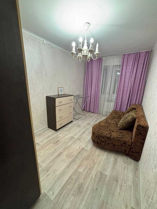 Продам 2-комн квартиру р-н Казахстан