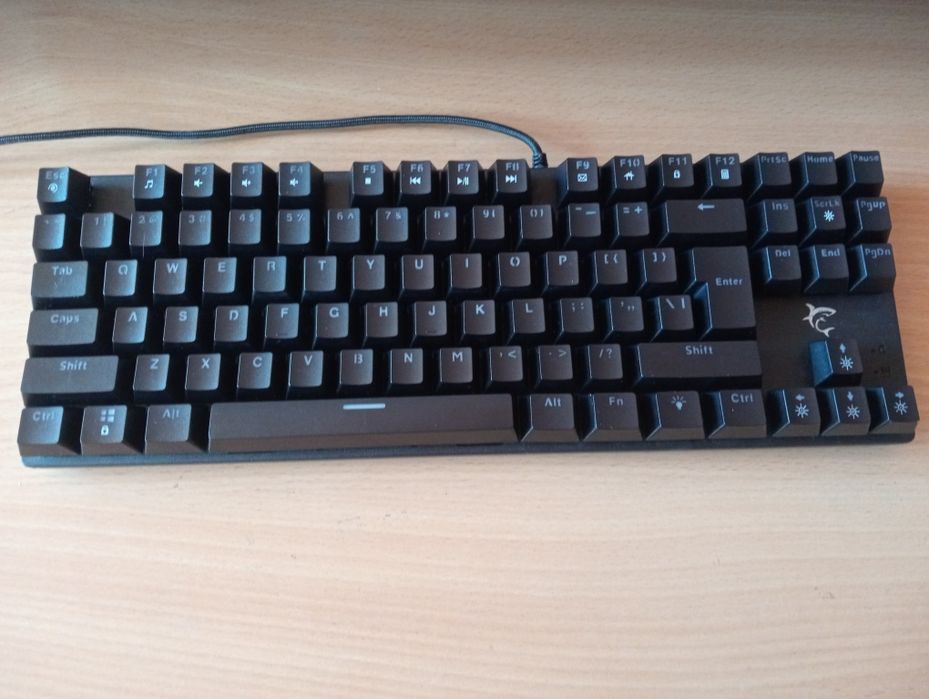 Tastatura mecanica White Shark