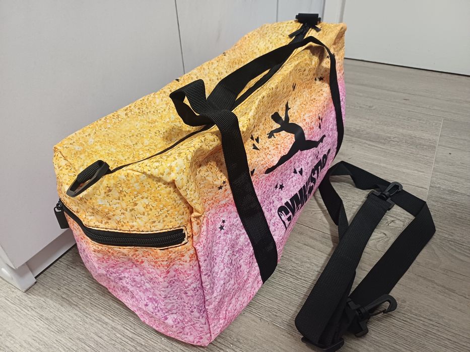 Сак за дрехи и вещи + несесер