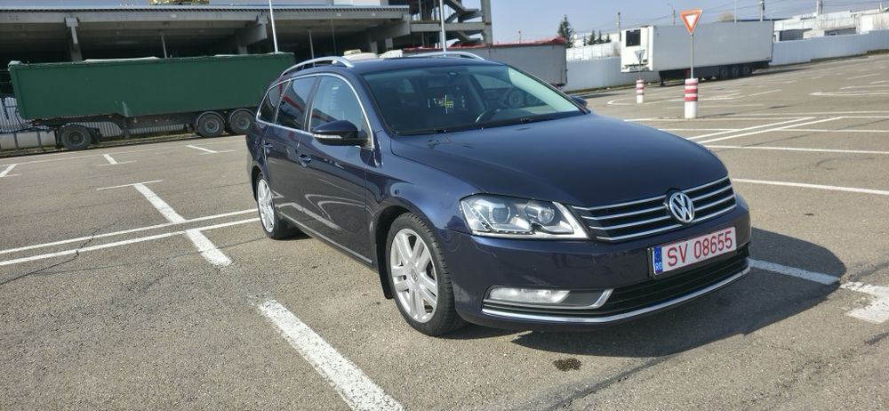 Vând Volkswagen Passat B7 Variant, nivel de echipare Highline.