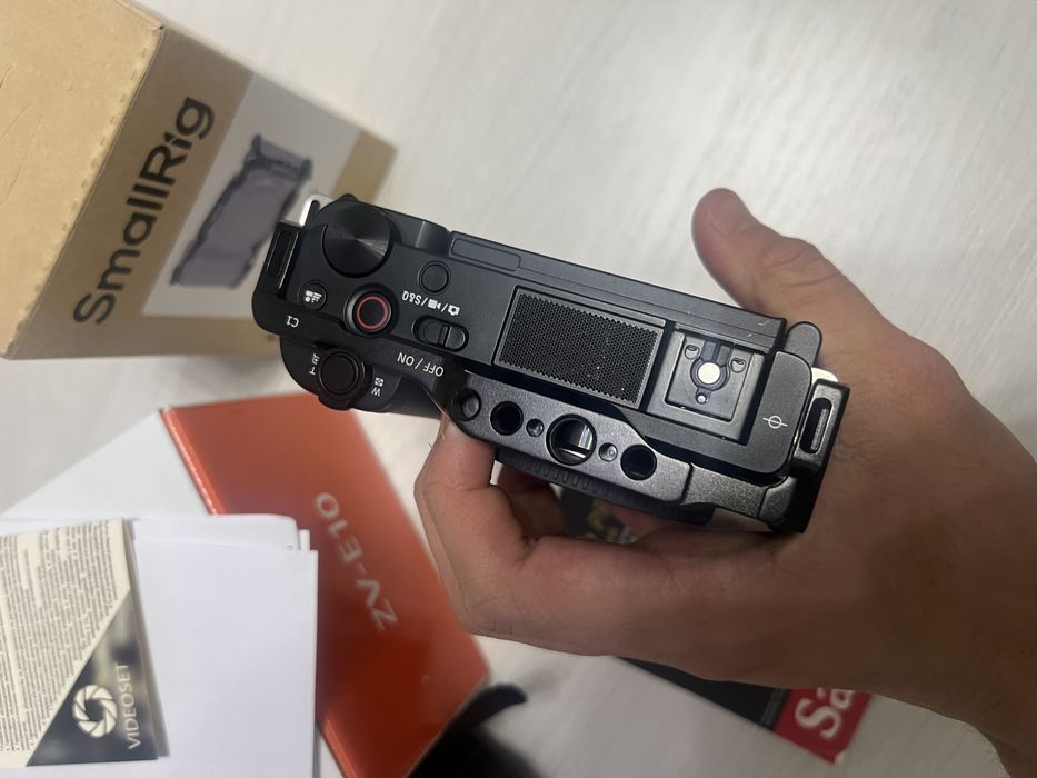 продам Sony zve10 Срочно