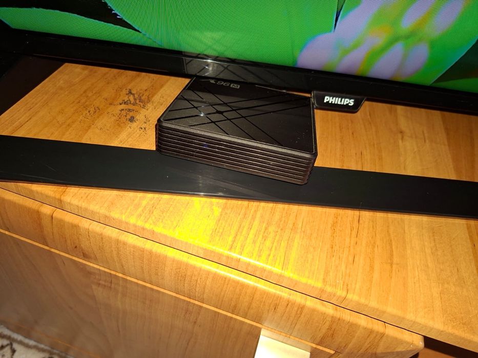 Телевизор Philips 109 см 43 дюйма