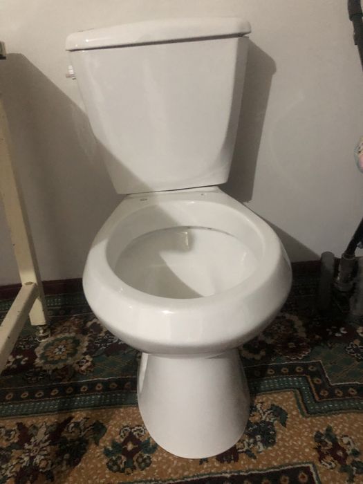 Унитаз с бачком б/у