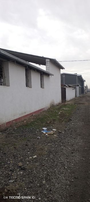 Срочно сотилади. 25 соток Нежилой жой. Толов исталган усулда.