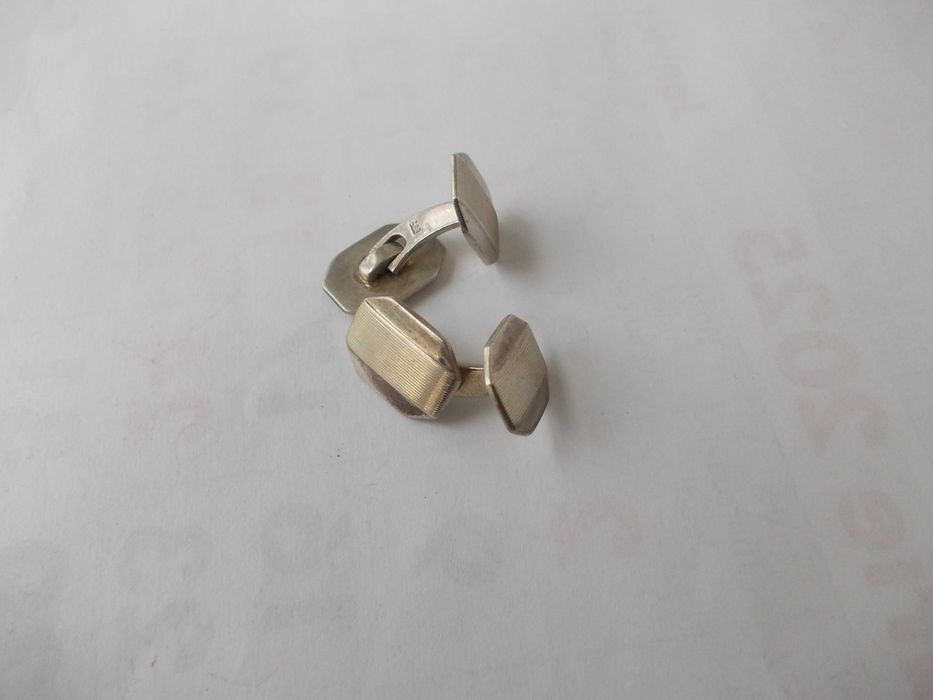 Butoni vechi din argint (1)