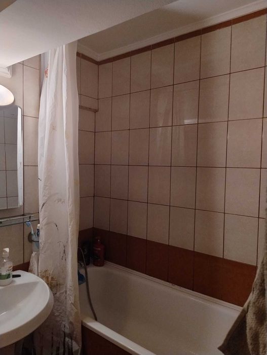 Închiriez garsonieră/36 mp/1300 lei/sos.Andronache 201 A,sector 2, București,tel.0766357417