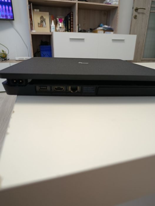 PlayStation 4 slim