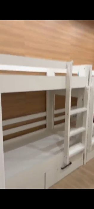 Две двухярусные кроватки
