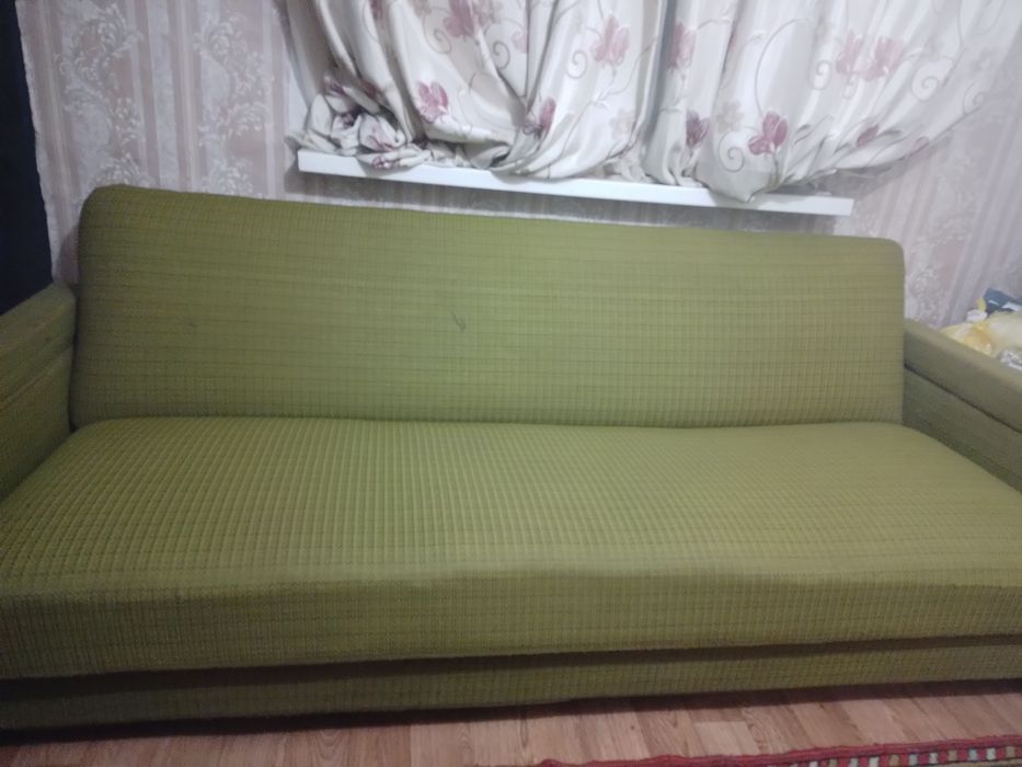 Мягкая мебель-стулья,диваны