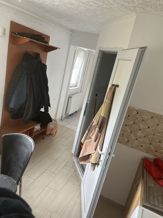 Vand apartament cu o camera