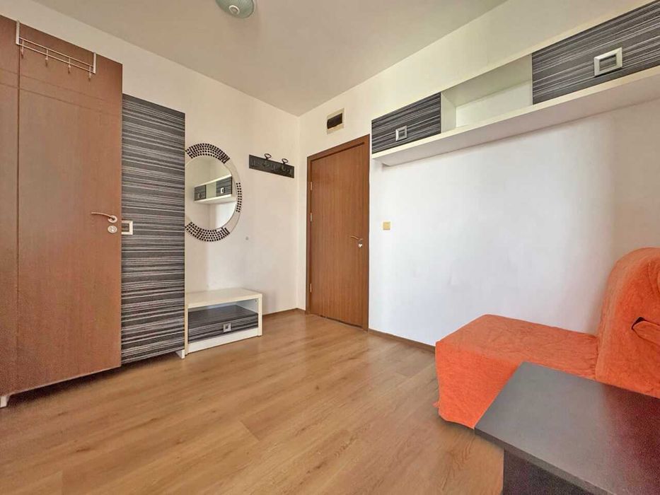 Продава се Двустаен апартамент в к.к. Слънчев бряг - 65 кв.м за 1046 €/кв.м - Снимка #4