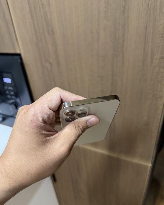 Продам Телефон Айфон 12 Pro Max 256