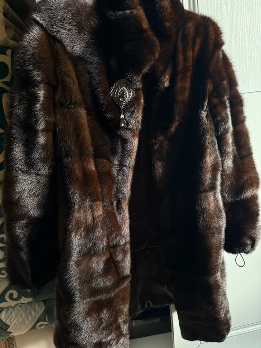 Верхняя одежда . Шуба, куртка