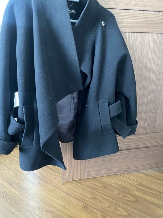 Пальто красивая стильная