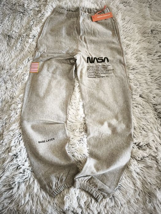 HERON PRESTON мъжко долнище размер S НОВО