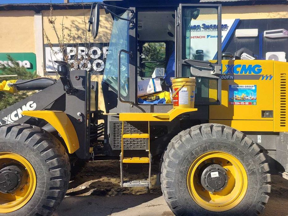 2026 На складе!  Погрузчик XCMG LW300FN 1,8 рыч нулевой пробег