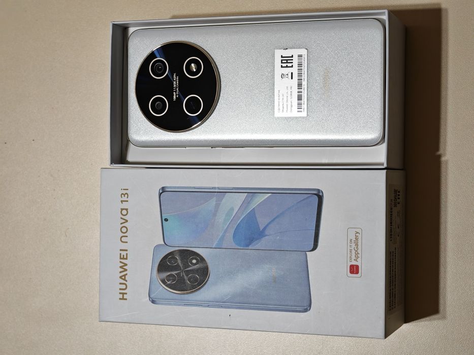 Huawei Nova 13i 256 gb Ram 8