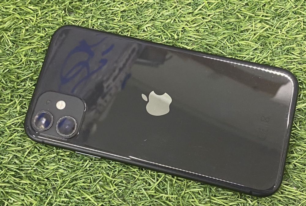 iPhone 11 128GB с гарантией