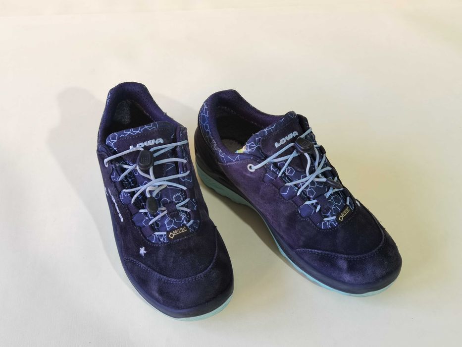 Bocanci copii ghete PIELE  munte 30 31 LOWA - GORETEX IMPERMEABILI