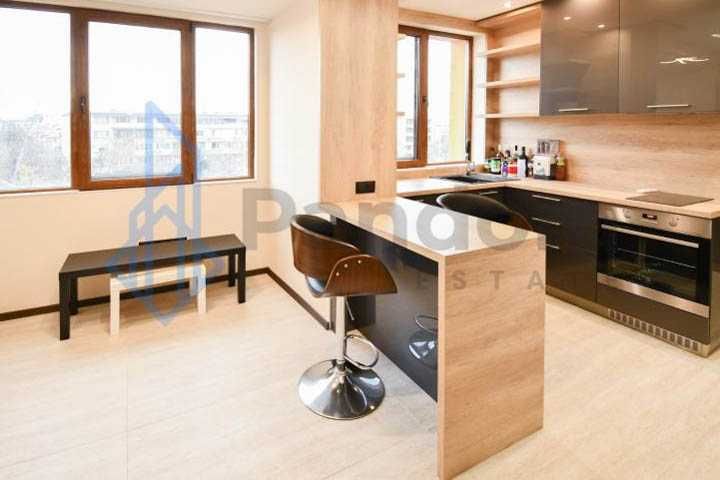 Двустаен апартамент под наем в кв. Изток