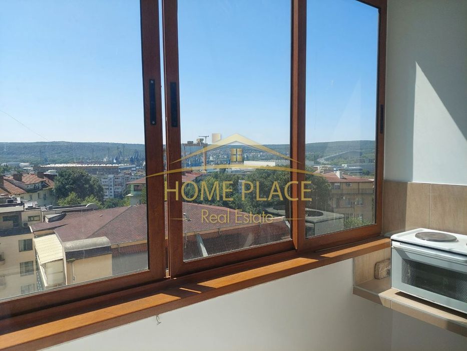 ДВУСТАЕН апартамент под наем - Център