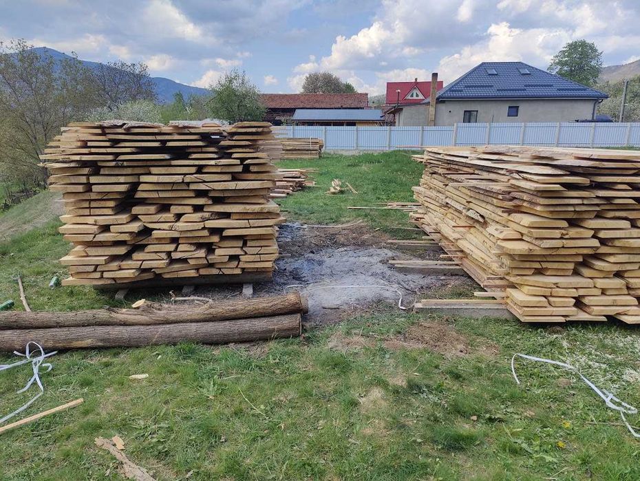 Dulapi frasin si paltin de munte