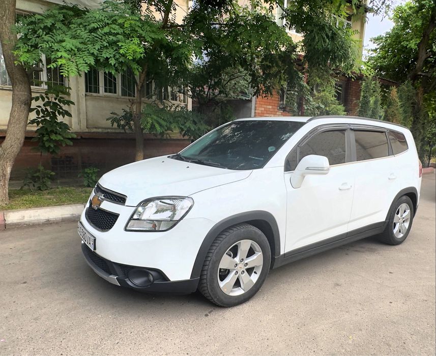 Орландо chevrolet автомат 3позиция в отличном состоянии