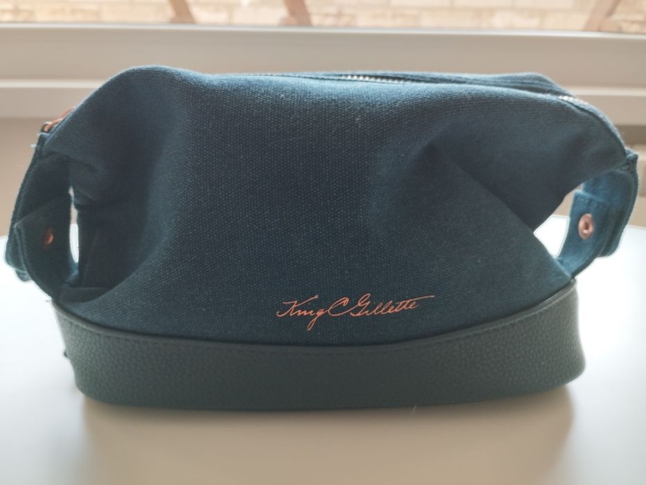 Продавам несесер King & Juliette