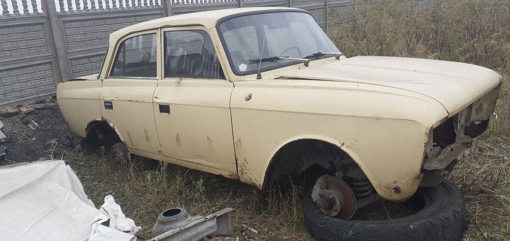 Москвич 412 по запчастям