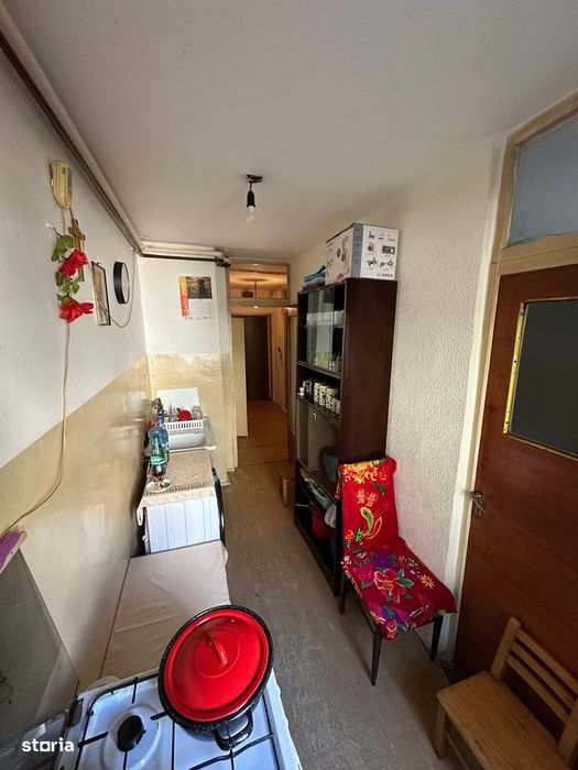 Garsonieră spațioasă de 40 mp, bloc  1986, în Sector 5, zona Str Doina