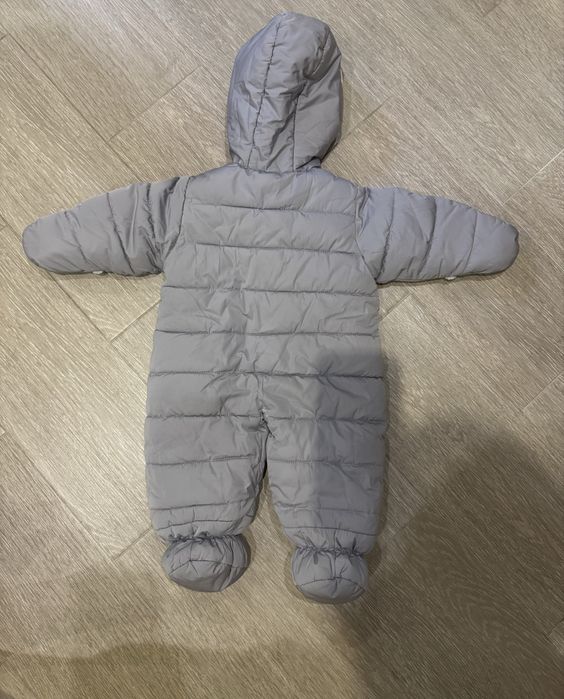 Продам детские теплые вещи