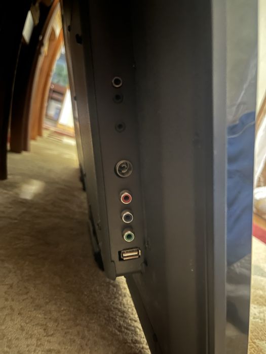 Продам телевизор 30000