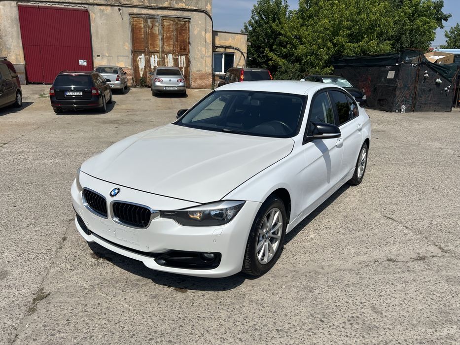 Vand Bmw 318d 2012 avariat pret fix